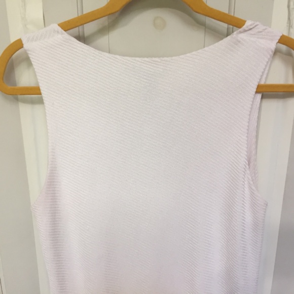 White House Black Market White Tank Top - Picture 15 of 15